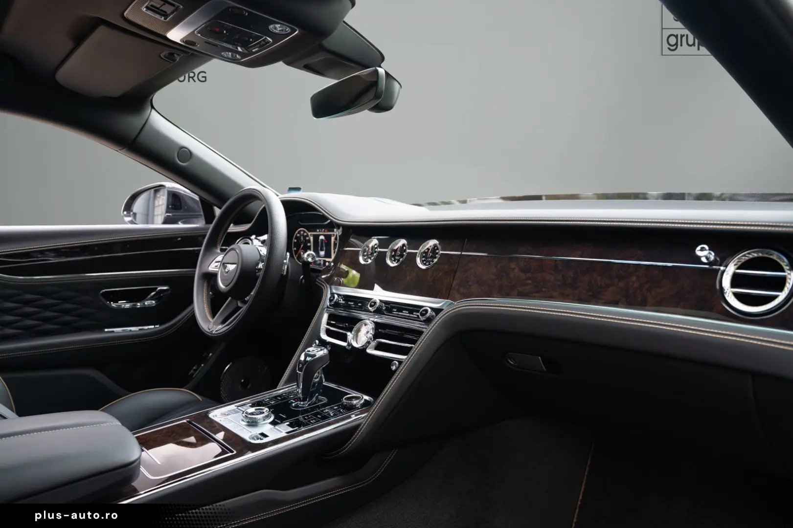 BENTLEY Flying Spur W12 Mulliner Driving Spec