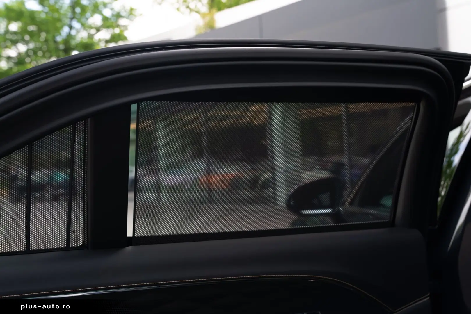 BENTLEY Flying Spur W12 Mulliner Driving Spec