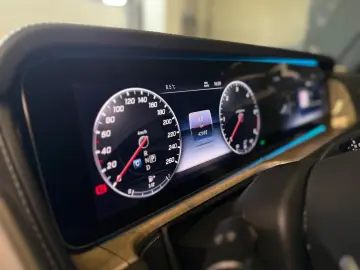 MERCEDES-BENZ G 400 d AMG LINE-BURMESTER-19%MWST-KAMERA-LED