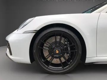 PORSCHE 992 Targa 4 GTS Approved bis 04 2029