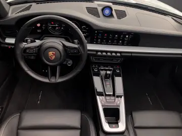 PORSCHE 992 Targa 4 GTS Approved bis 04 2029