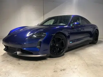 PORSCHE Taycan Turbo S  InnoDrive  Nachtsichtassistent
