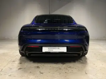 PORSCHE Taycan Turbo S  InnoDrive  Nachtsichtassistent