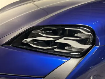 PORSCHE Taycan Turbo S  InnoDrive  Nachtsichtassistent