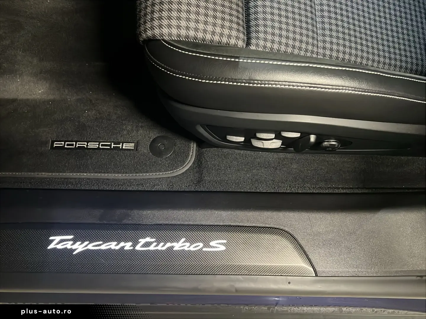 PORSCHE Taycan Turbo S  InnoDrive  Nachtsichtassistent