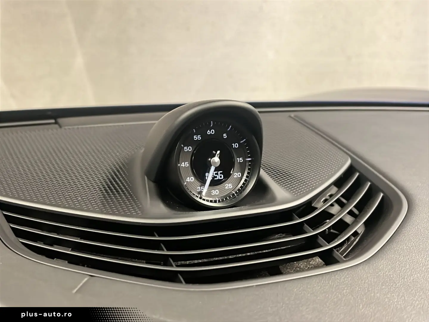 PORSCHE Taycan Turbo S  InnoDrive  Nachtsichtassistent