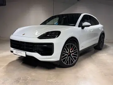 PORSCHE Cayenne GTS Coupe  HA-Lenkung  Luftfederung  AHK