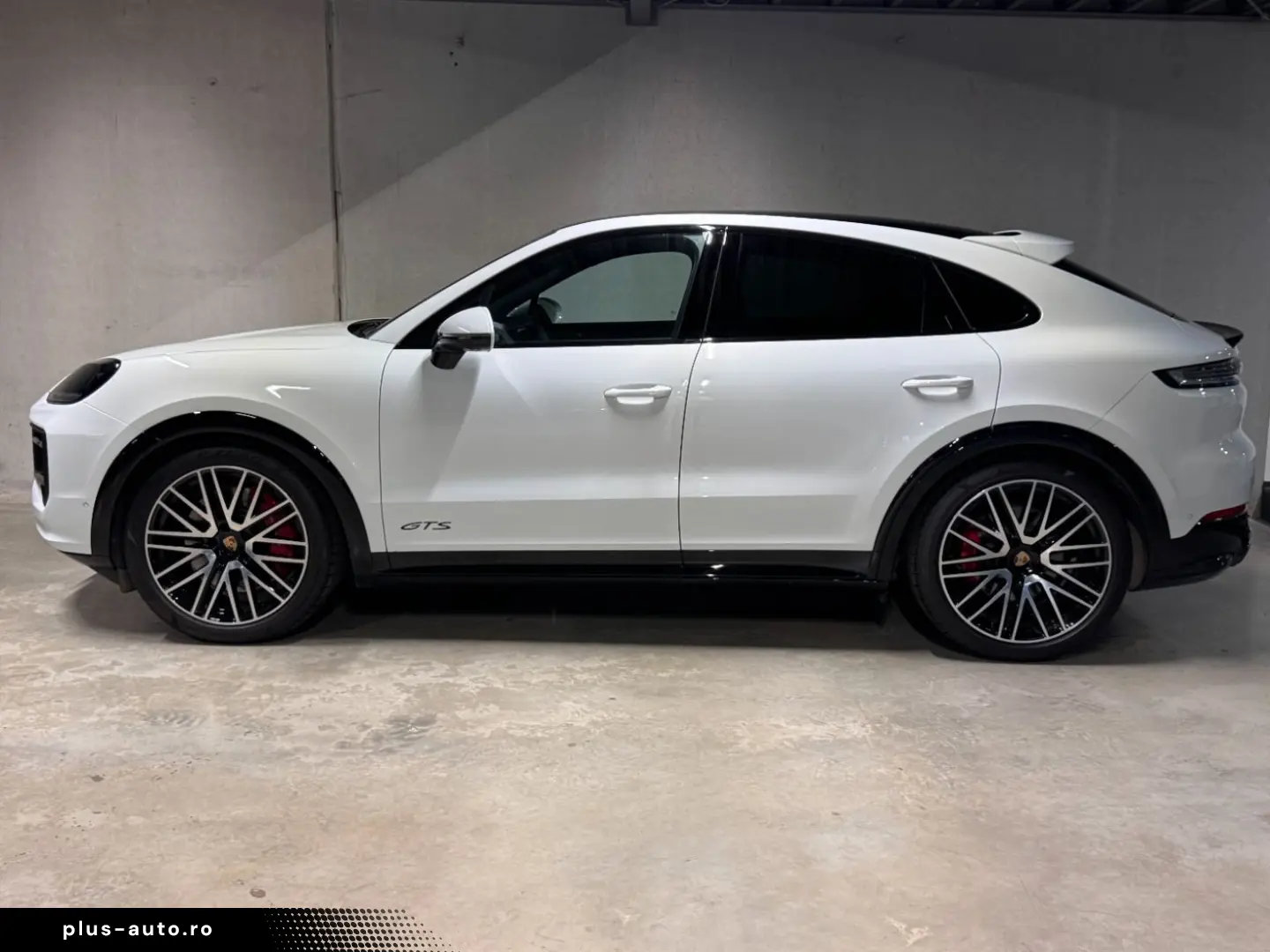 PORSCHE Cayenne GTS Coupe  HA-Lenkung  Luftfederung  AHK