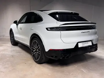 PORSCHE Cayenne GTS Coupe  HA-Lenkung  Luftfederung  AHK