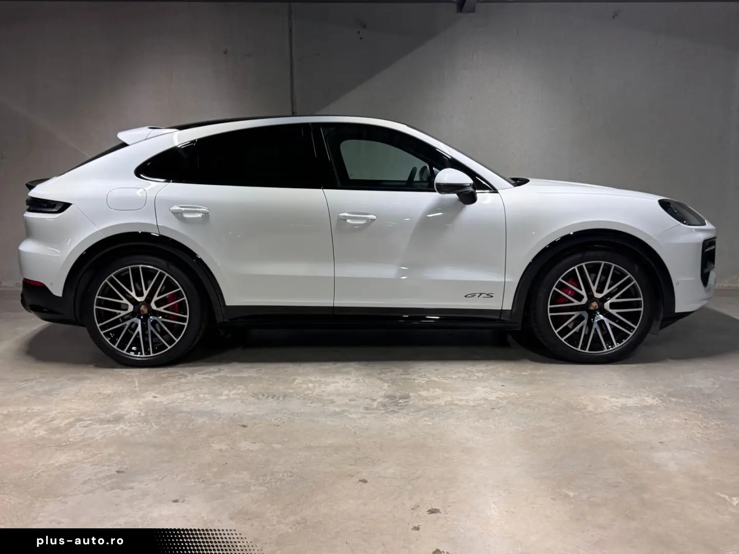 PORSCHE Cayenne GTS Coupe  HA-Lenkung  Luftfederung  AHK