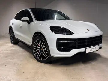 PORSCHE Cayenne GTS Coupe  HA-Lenkung  Luftfederung  AHK