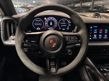 PORSCHE Cayenne GTS Coupe  HA-Lenkung  Luftfederung  AHK