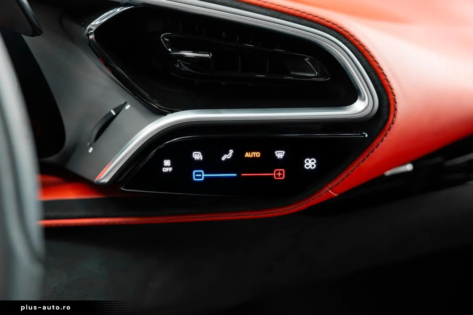 FERRARI 296 GTB 2024 — imagine 36