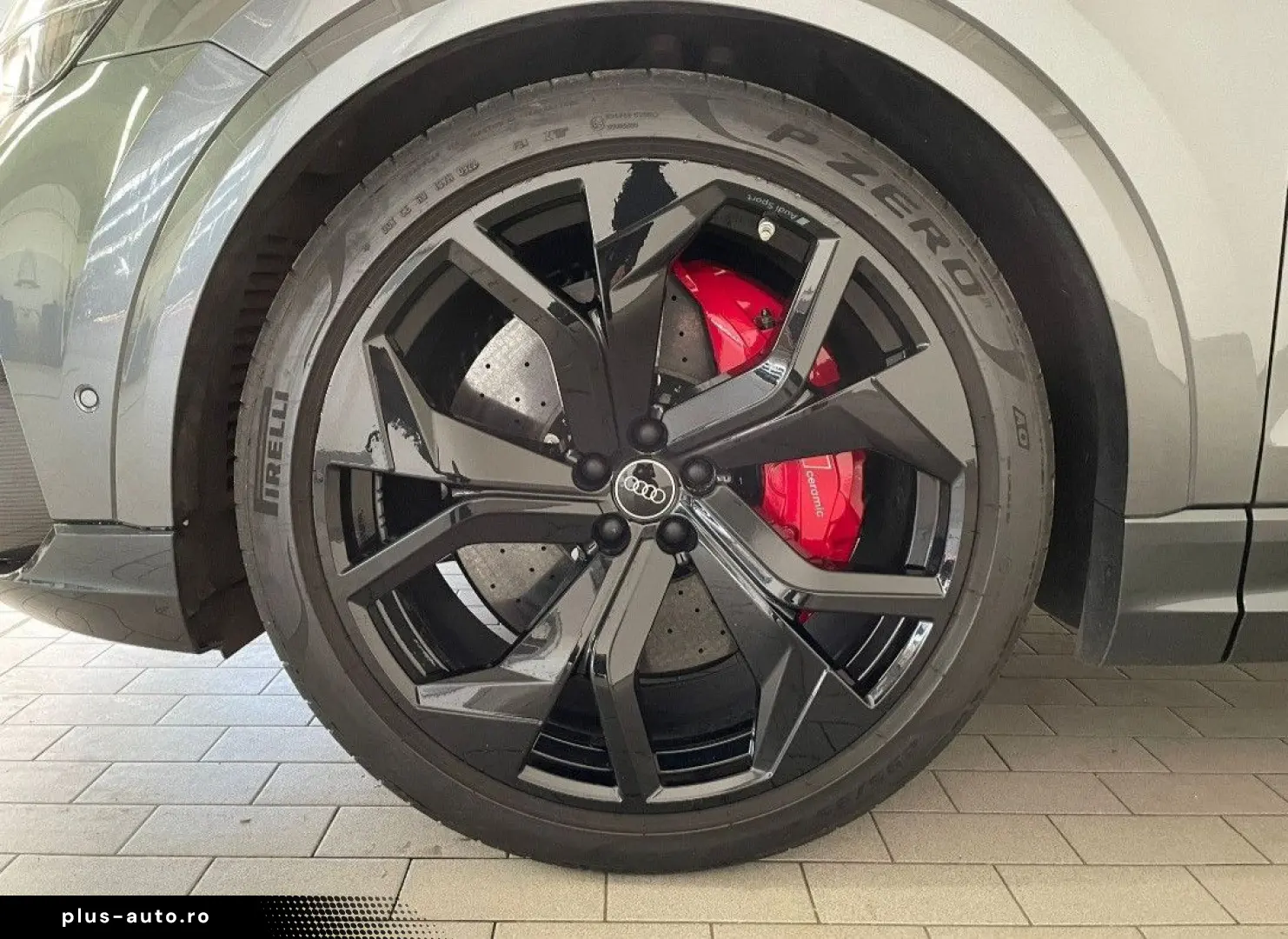 AUDI RSQ8 KERAMIK-HEAD UP-CARBONPAKET-RS SPORTABGAS