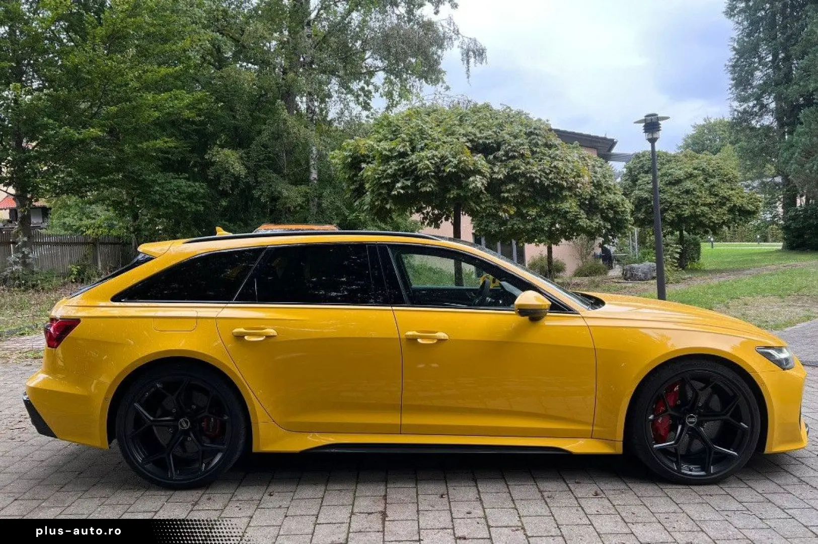 AUDI RS6 PERFO-SONDERFARBE-KERAMIK-305KM H-VOLL !!!