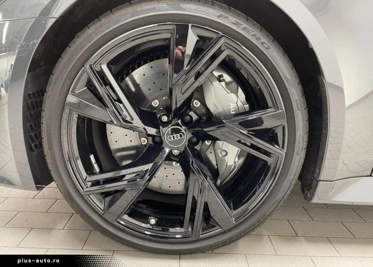 AUDI RS6 Avant KERAMIK-V MAX305-LASER-UNIKAT-UPE 181´