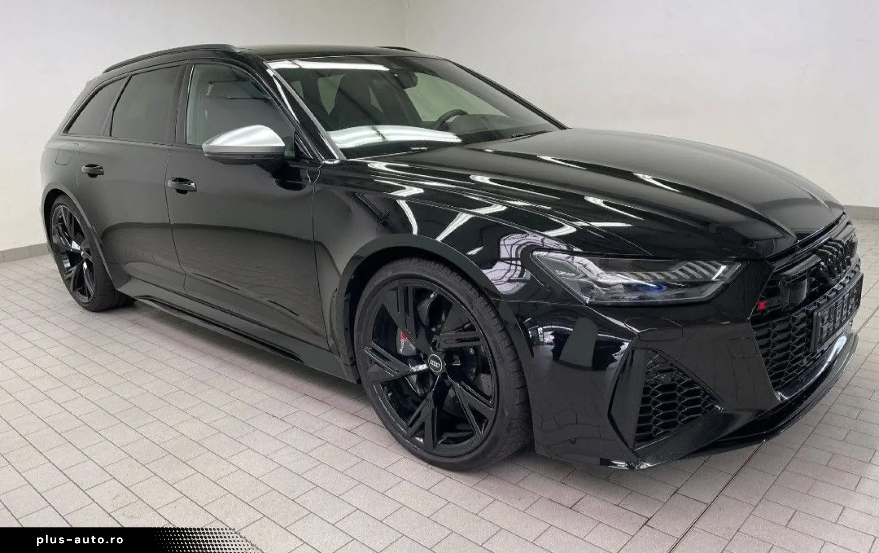 AUDI RS6 Avant ESSENTIAL-V MAX 305-KERAMIK-PANO-LASER