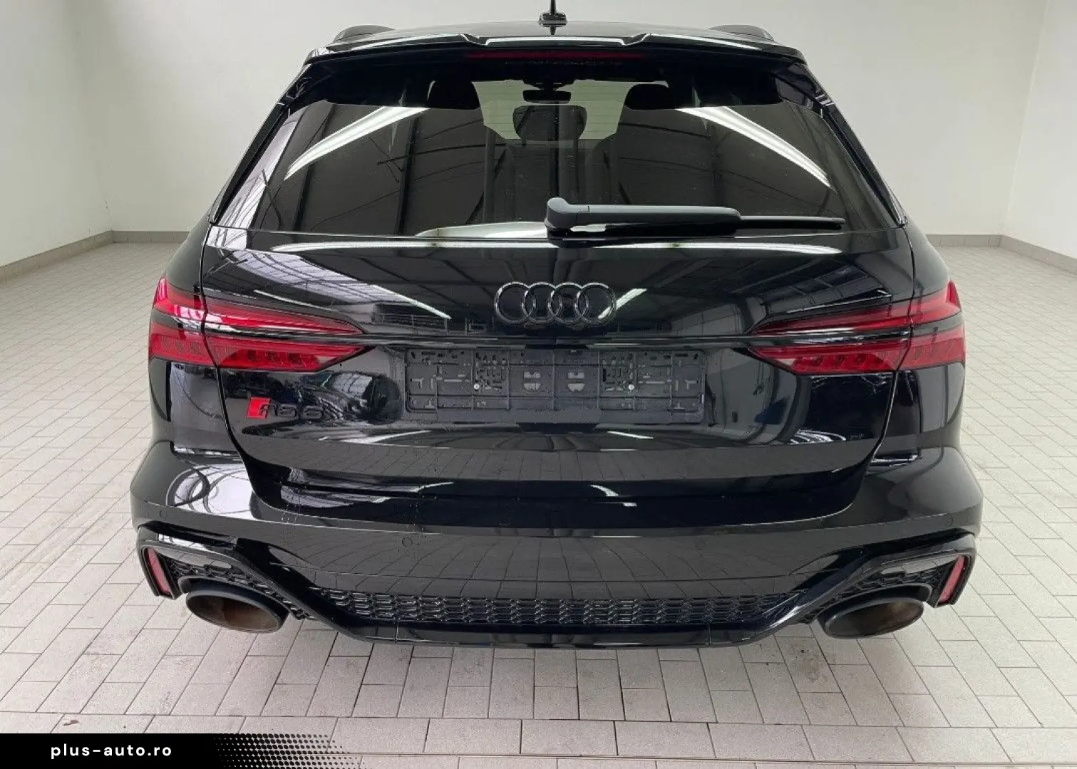 AUDI RS6 Avant ESSENTIAL-V MAX 305-KERAMIK-PANO-LASER