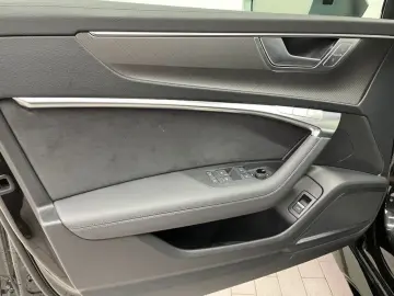 AUDI RS6 Avant ESSENTIAL-V MAX 305-KERAMIK-PANO-LASER
