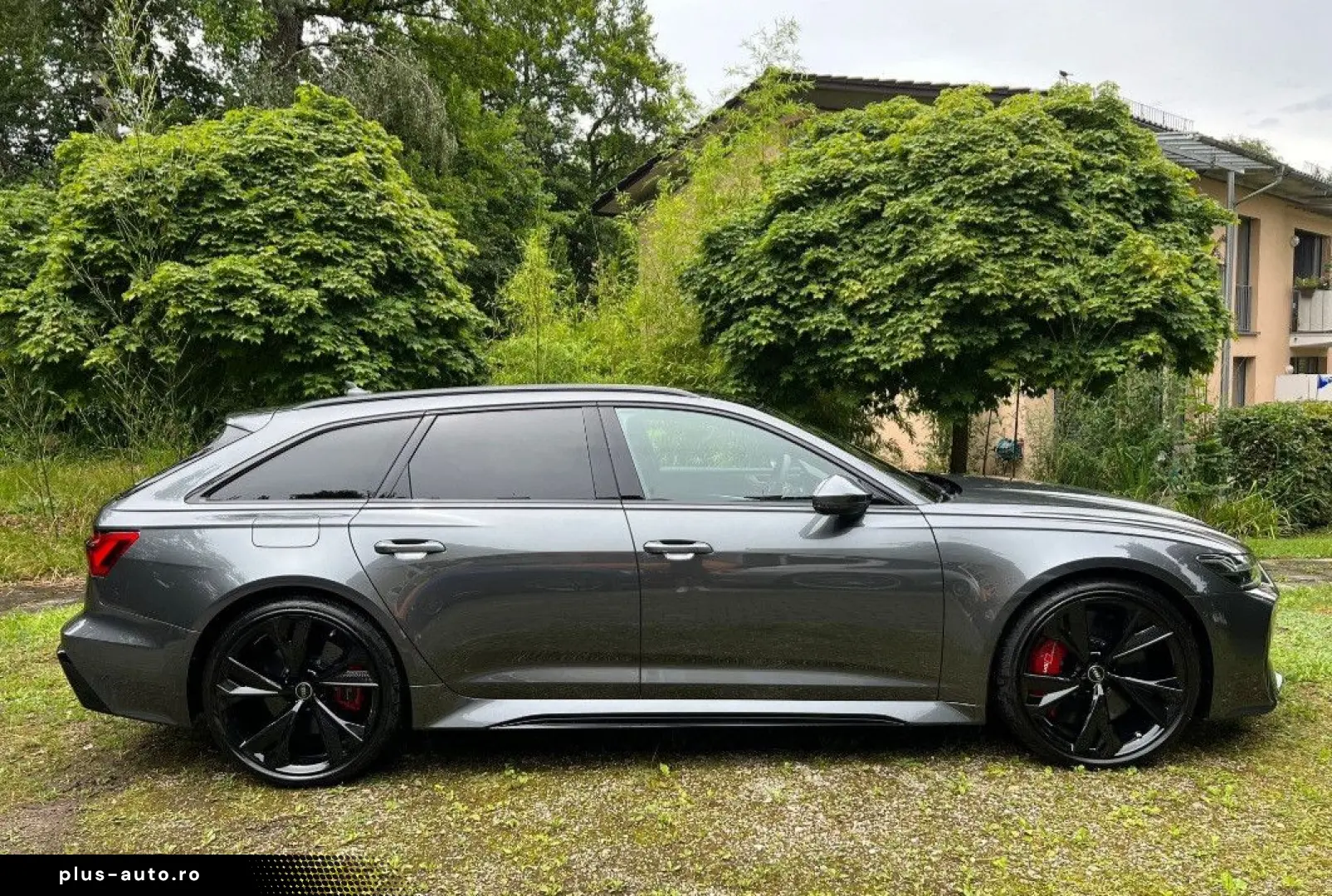 AUDI RS 6 Avant PERFO. KERAMIK V MAX 305 KM
