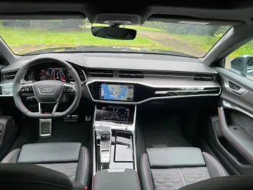 AUDI RS 6 Avant PERFO. KERAMIK V MAX 305 KM