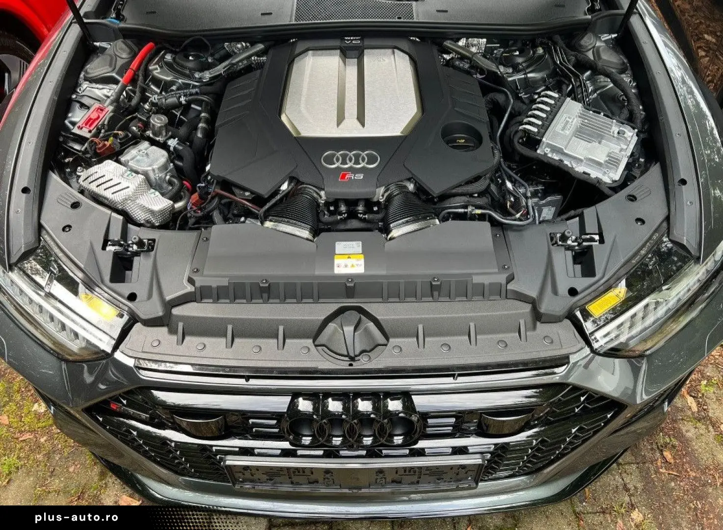 AUDI RS 6 Avant PERFO. KERAMIK V MAX 305 KM