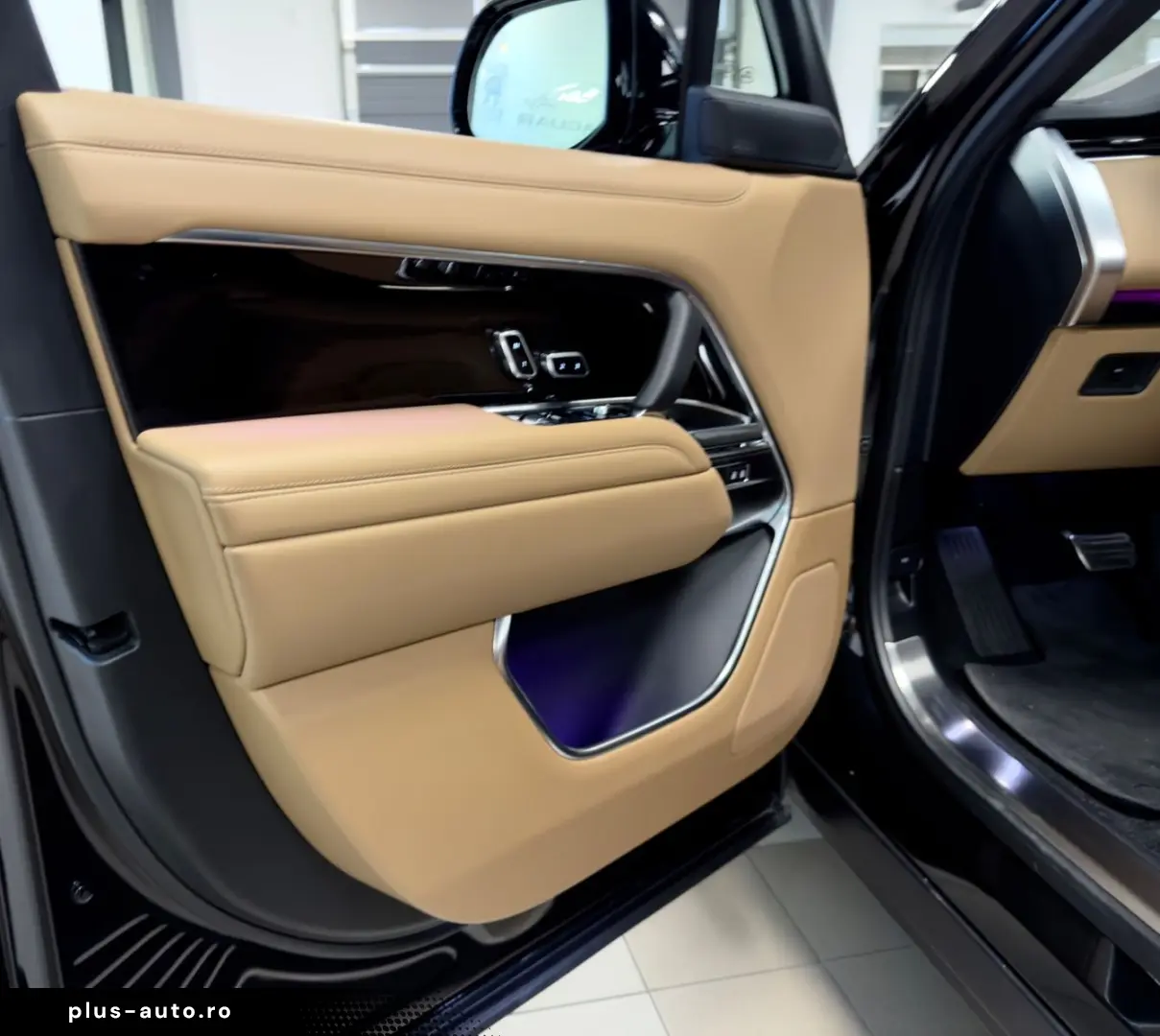 LAND ROVER RANGE ROVER VOGUE D350 HSE FOND TV MASSAGE FULL!