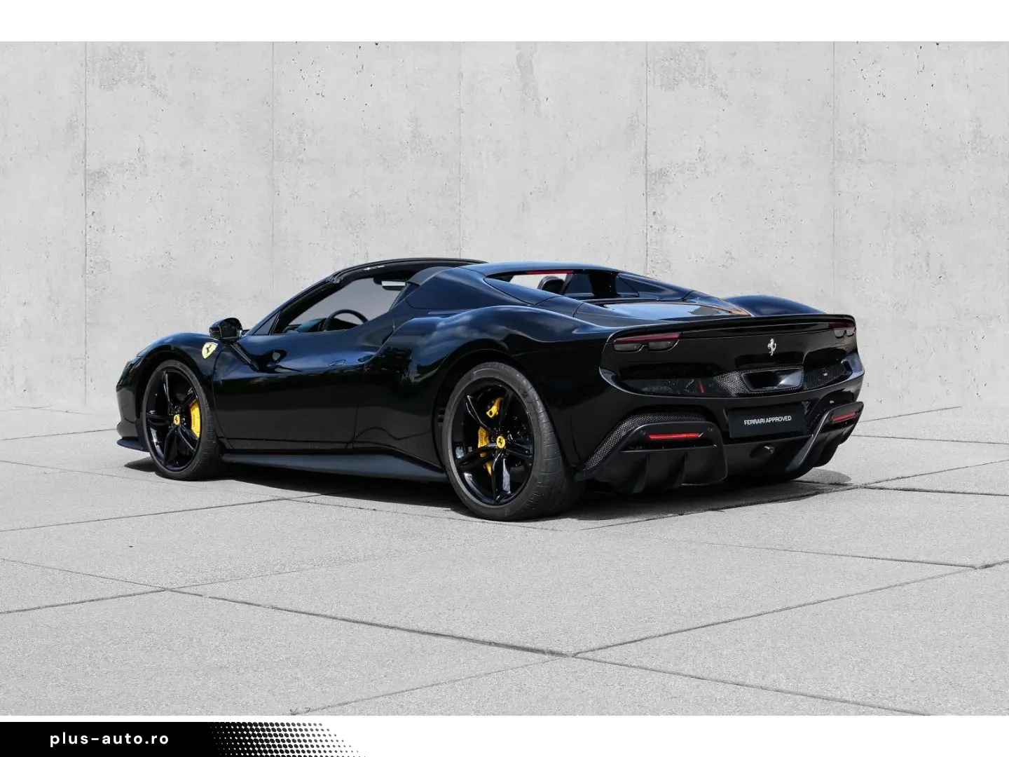 FERRARI 296 GTS  Racingsitze Liftsystem Carbon LED JBL