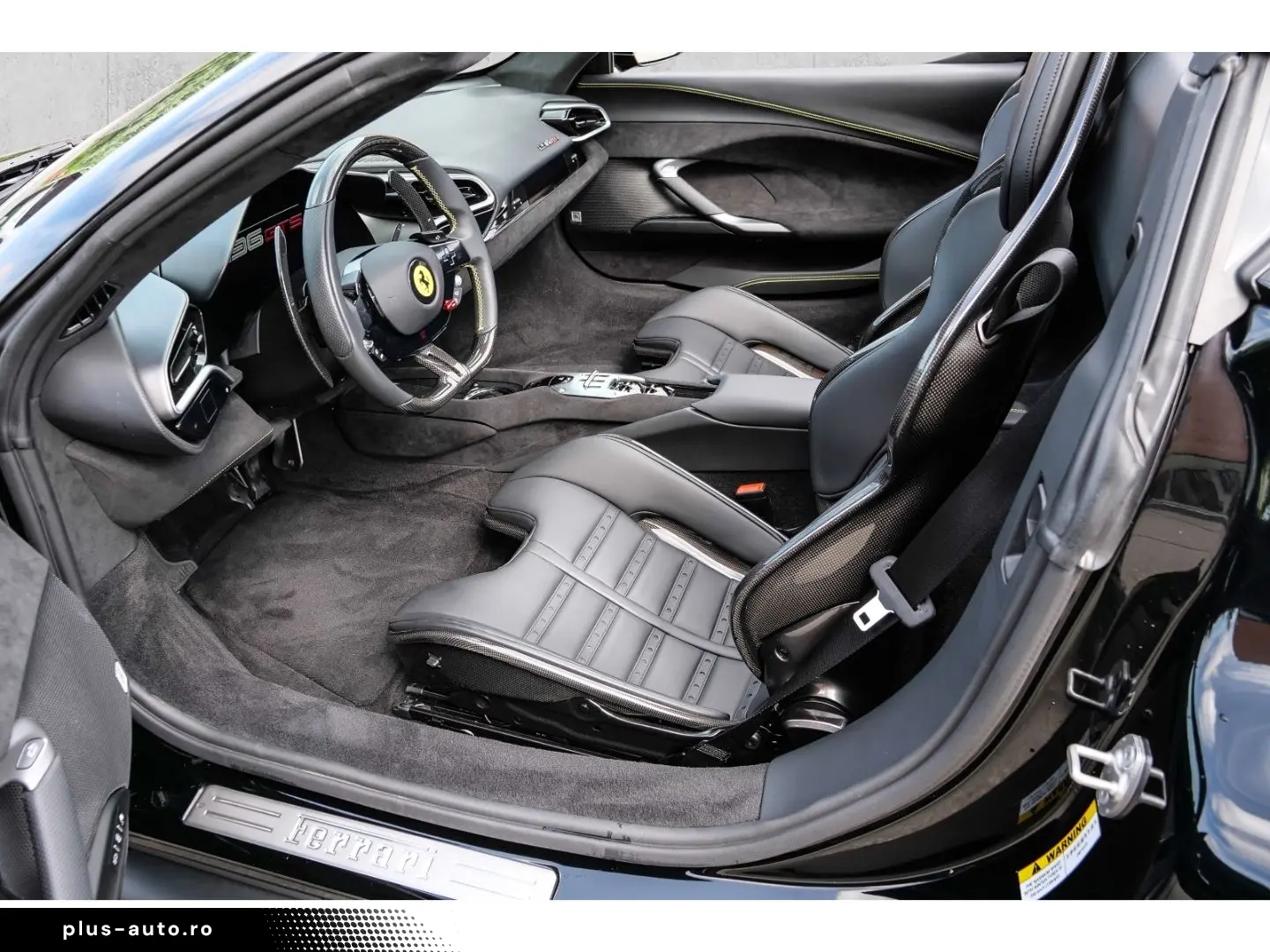 FERRARI 296 GTS  Racingsitze Liftsystem Carbon LED JBL