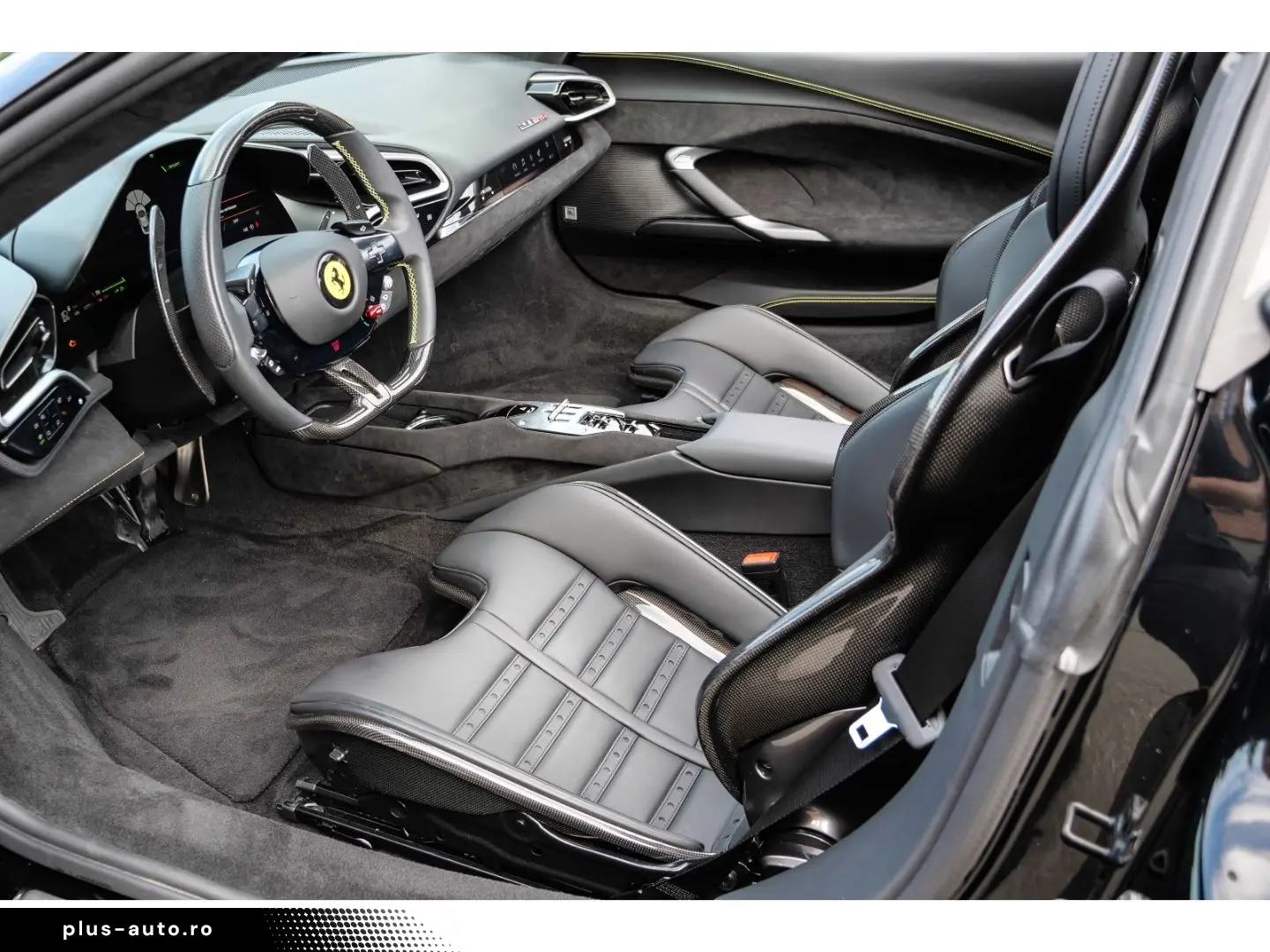 FERRARI 296 GTS  Racingsitze Liftsystem Carbon LED JBL