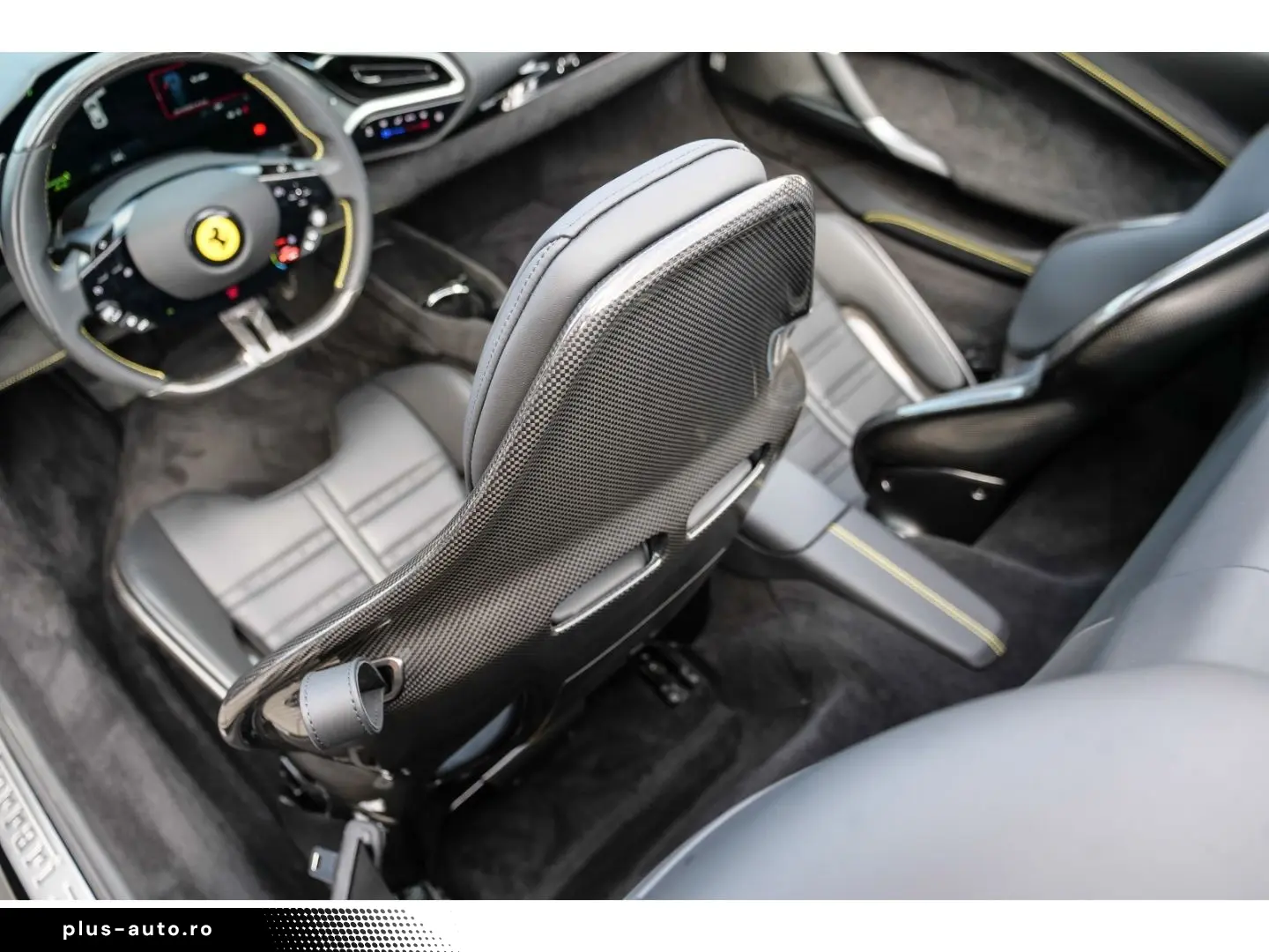 FERRARI 296 GTS  Racingsitze Liftsystem Carbon LED JBL