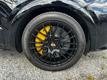 PORSCHE Cayenne GTS  UPE 168.000€