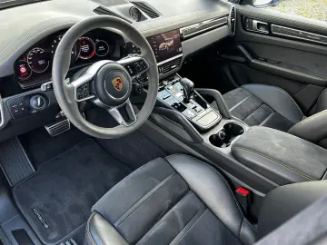 PORSCHE Cayenne GTS  UPE 168.000€