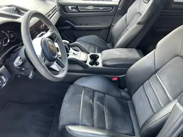 PORSCHE Cayenne GTS  UPE 168.000€