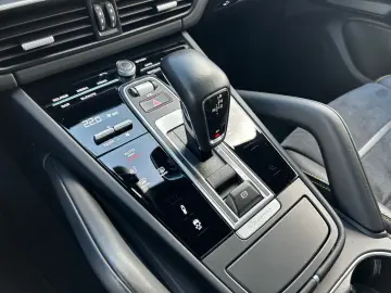 PORSCHE Cayenne GTS  UPE 168.000€