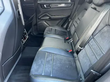 PORSCHE Cayenne GTS  UPE 168.000€