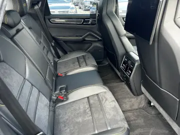 PORSCHE Cayenne GTS  UPE 168.000€