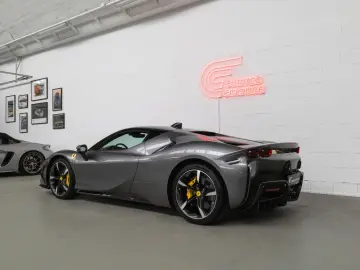 FERRARI SF90 I CarbFull Pack I ADAS I Lift I warranty