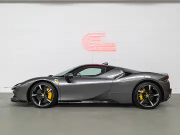 FERRARI SF90 I CarbFull Pack I ADAS I Lift I warranty