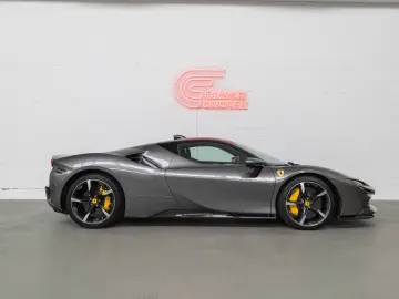 FERRARI SF90 I CarbFull Pack I ADAS I Lift I warranty