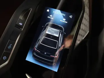 BMW i7 M70 xDrive 106 kWh   SOH 97%   M-pack   Iconi
