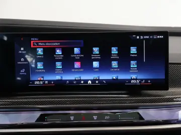 BMW i7 M70 xDrive 106 kWh   SOH 97%   M-pack   Iconi