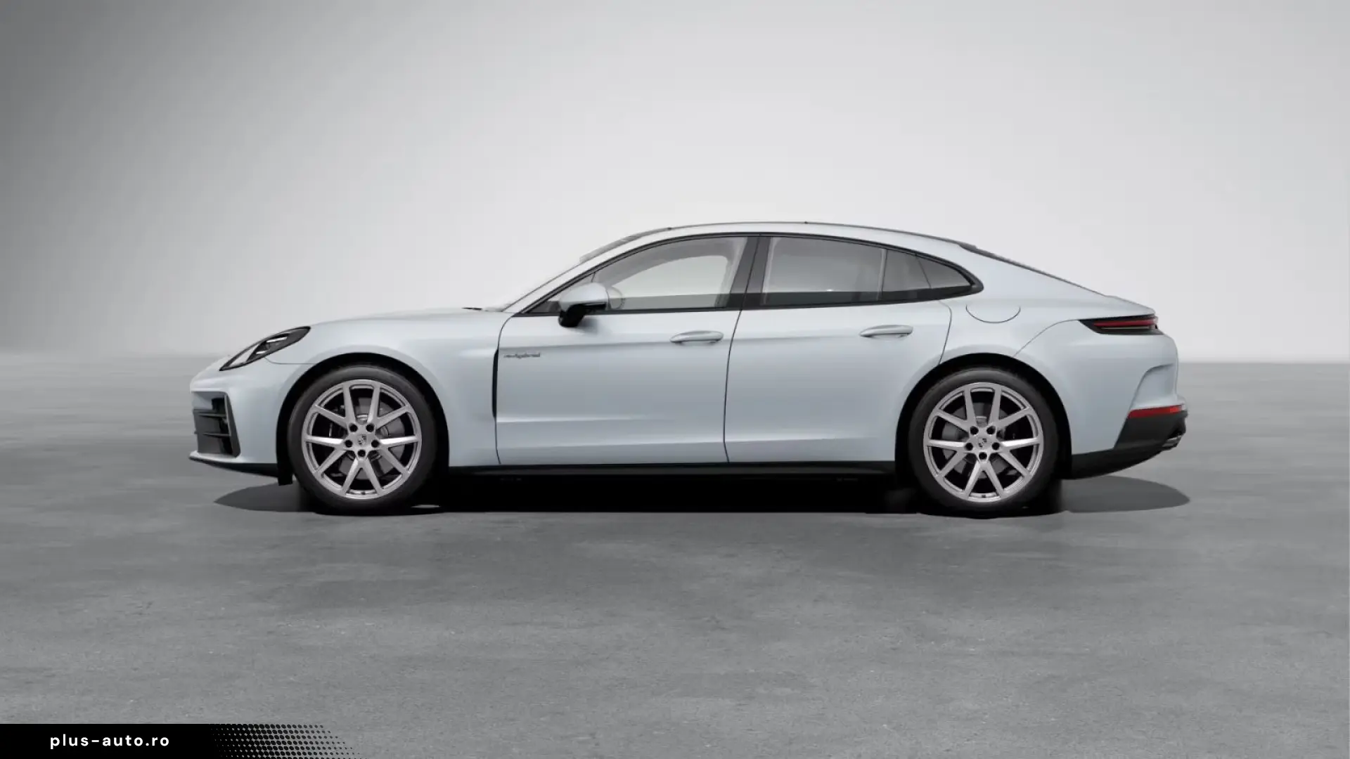 PORSCHE Panamera 4 E-Hybrid   Hinterachslenkung   BOSE