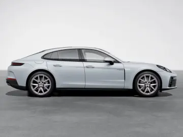 PORSCHE Panamera 4 E-Hybrid   Hinterachslenkung   BOSE