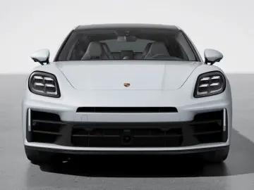 PORSCHE Panamera 4 E-Hybrid   Hinterachslenkung   BOSE