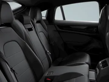 PORSCHE Panamera 4 E-Hybrid   Hinterachslenkung   BOSE