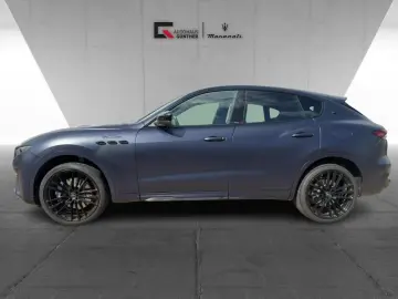 MASERATI Levante Trofeo MC Edition Pano 22'&apo…