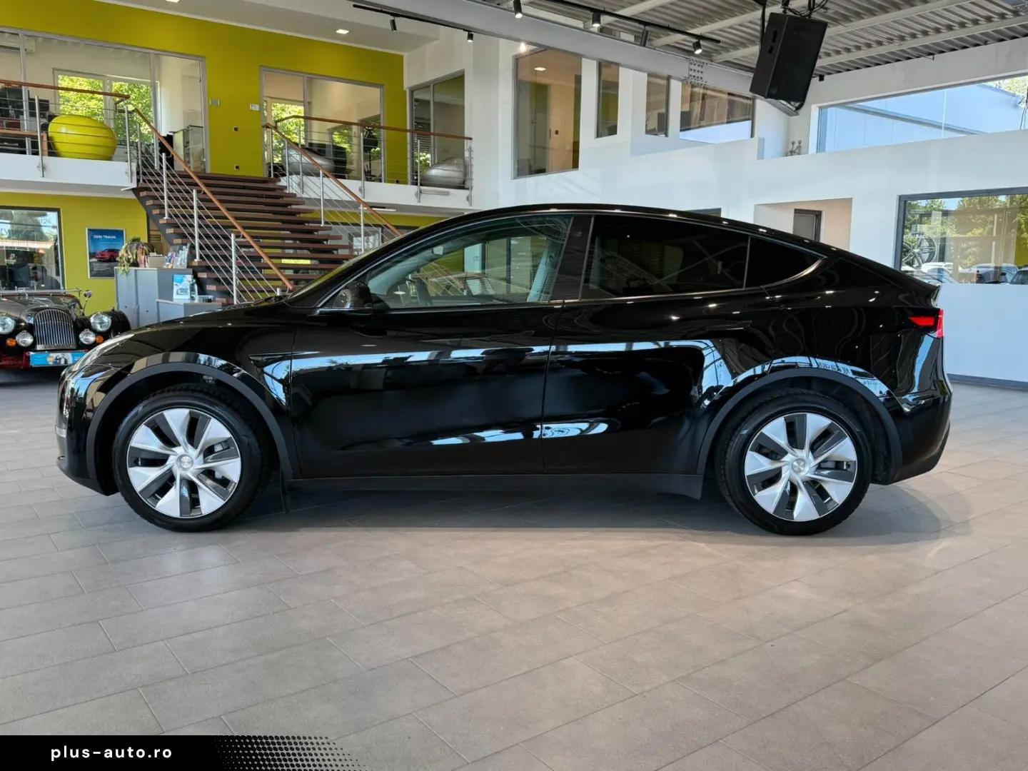 TESLA Model Y Long Range Dual AWD AHK abnehmbar
