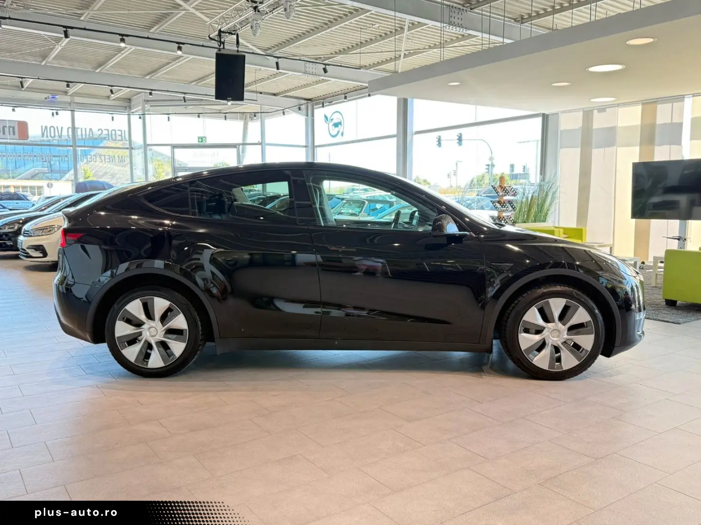 TESLA Model Y Long Range Dual AWD AHK abnehmbar