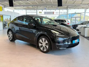 TESLA Model Y Long Range Dual AWD AHK abnehmbar